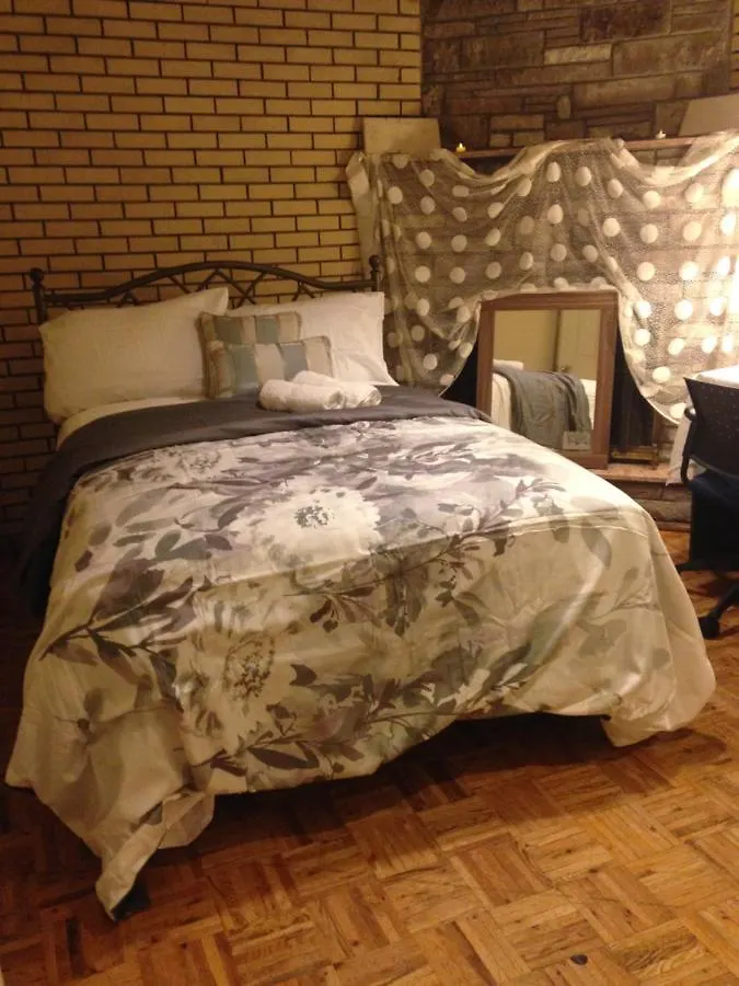 Accommodation Near Downtown Montreal 0*,